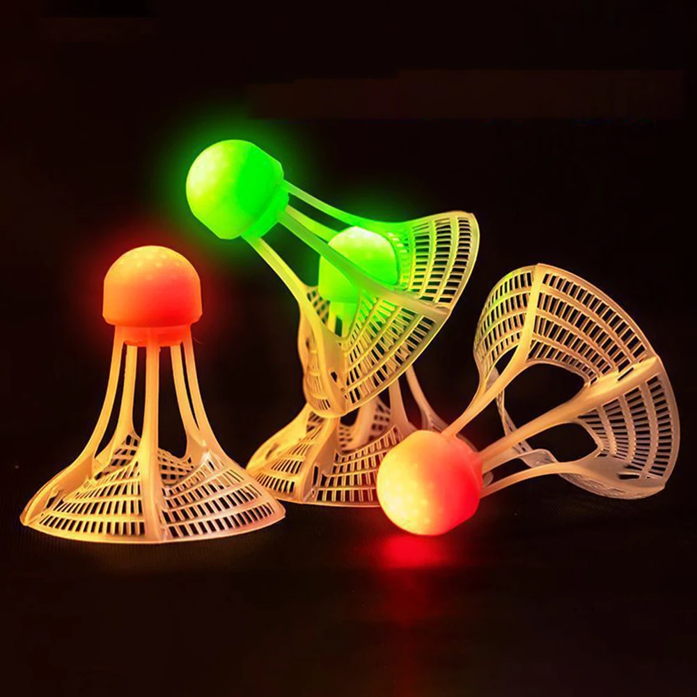 Im Dunkeln leuchtendes, winddi – Feather Shuttlecock Bewertung und Preis